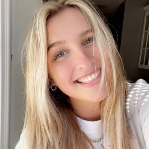 Meet your Posher, Macy